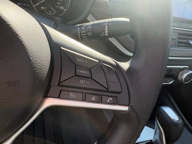 Used 2025 Nissan Altima 2.5 SV image 28