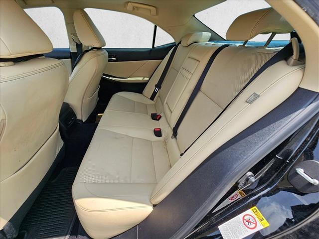 Used 2014 Lexus IS 250 RWD image 17