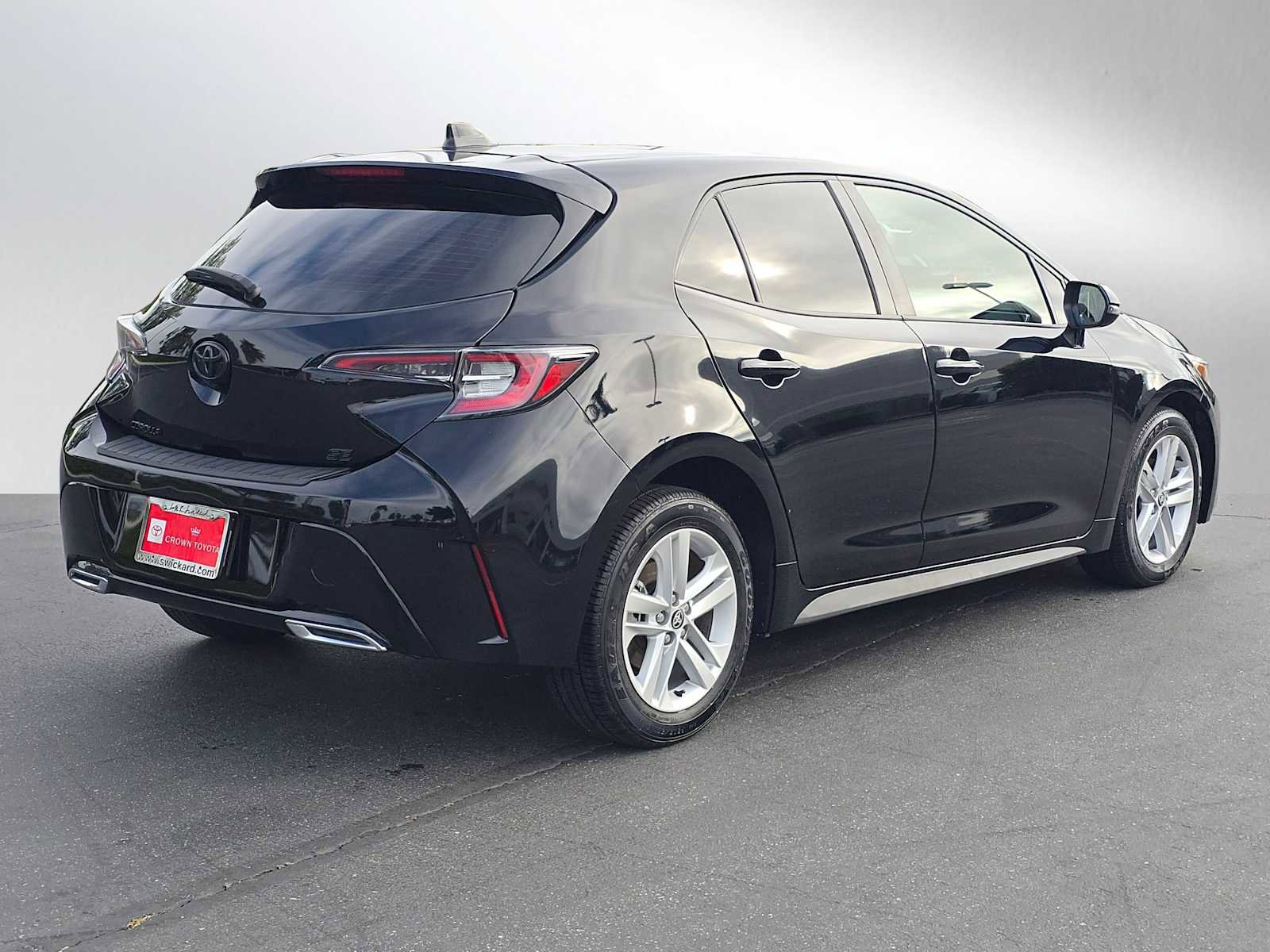 Used 2021 Toyota Corolla SE image 3