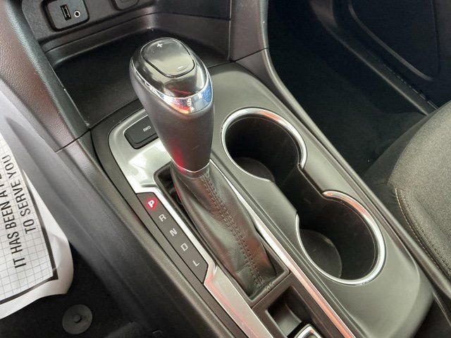 Used 2018 Chevrolet Equinox LT image 23