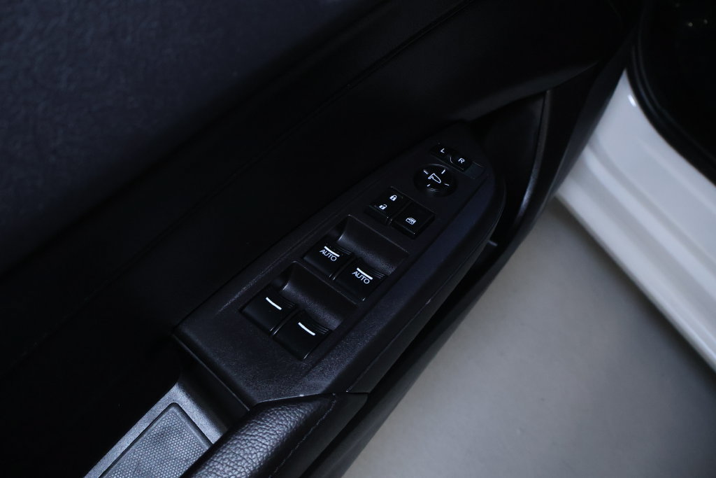 Used 2020 Acura ILX FWD image 14
