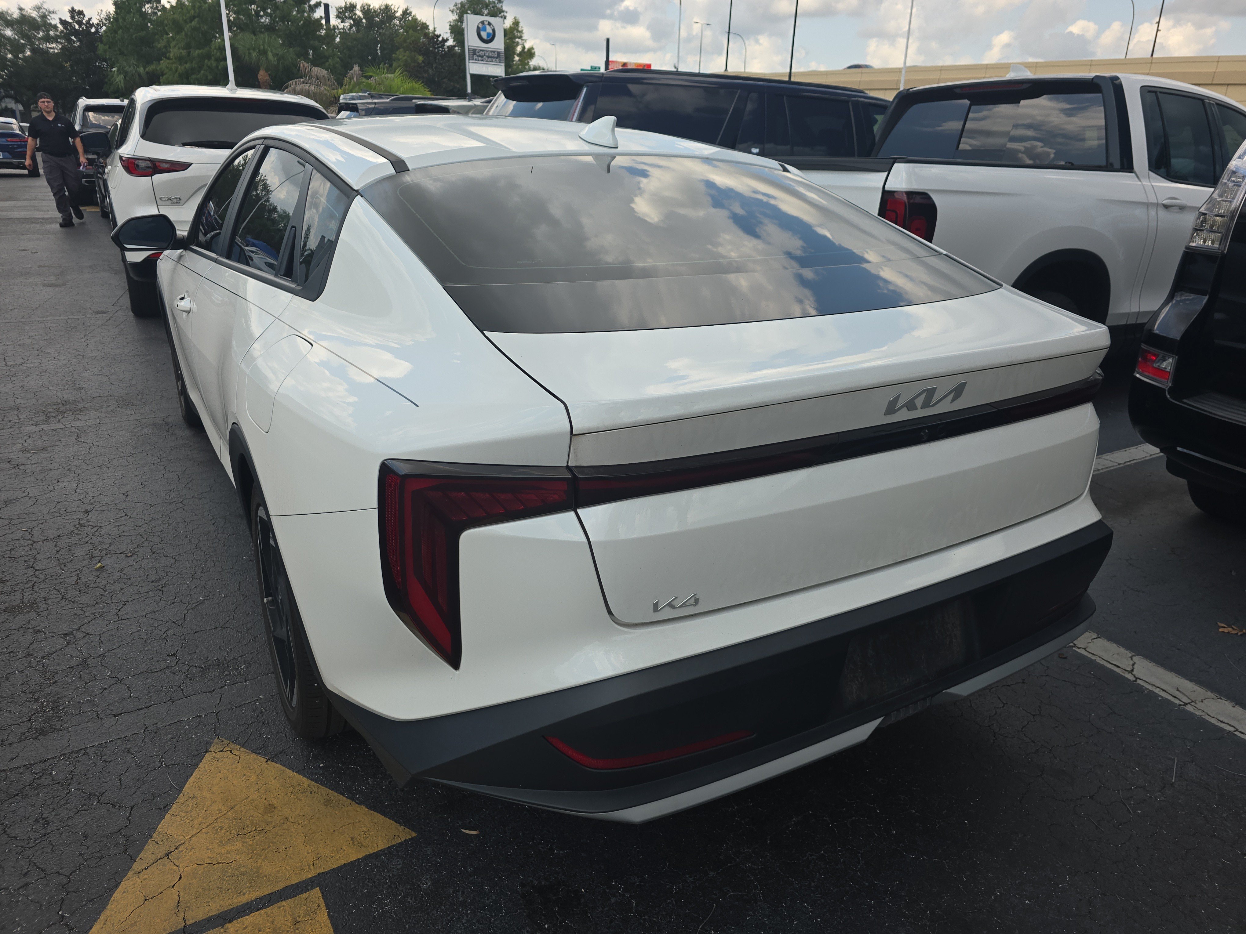 Used 2025 Kia K4 EX FWD image 3