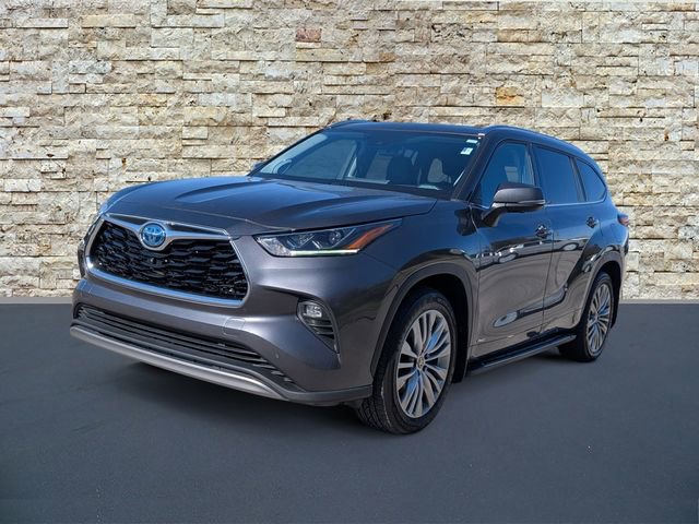 Used 2023 Toyota Highlander Platinum image 5