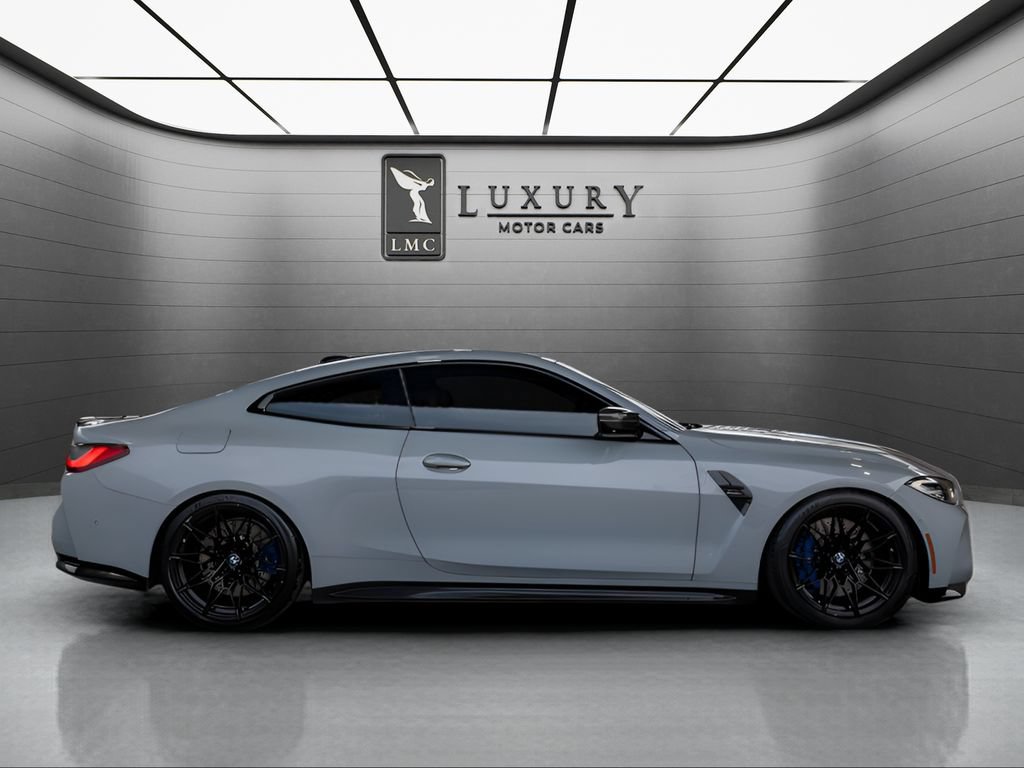 Used 2022 BMW M4 Competition w/ M Carbon Exterior Package RWD image 9