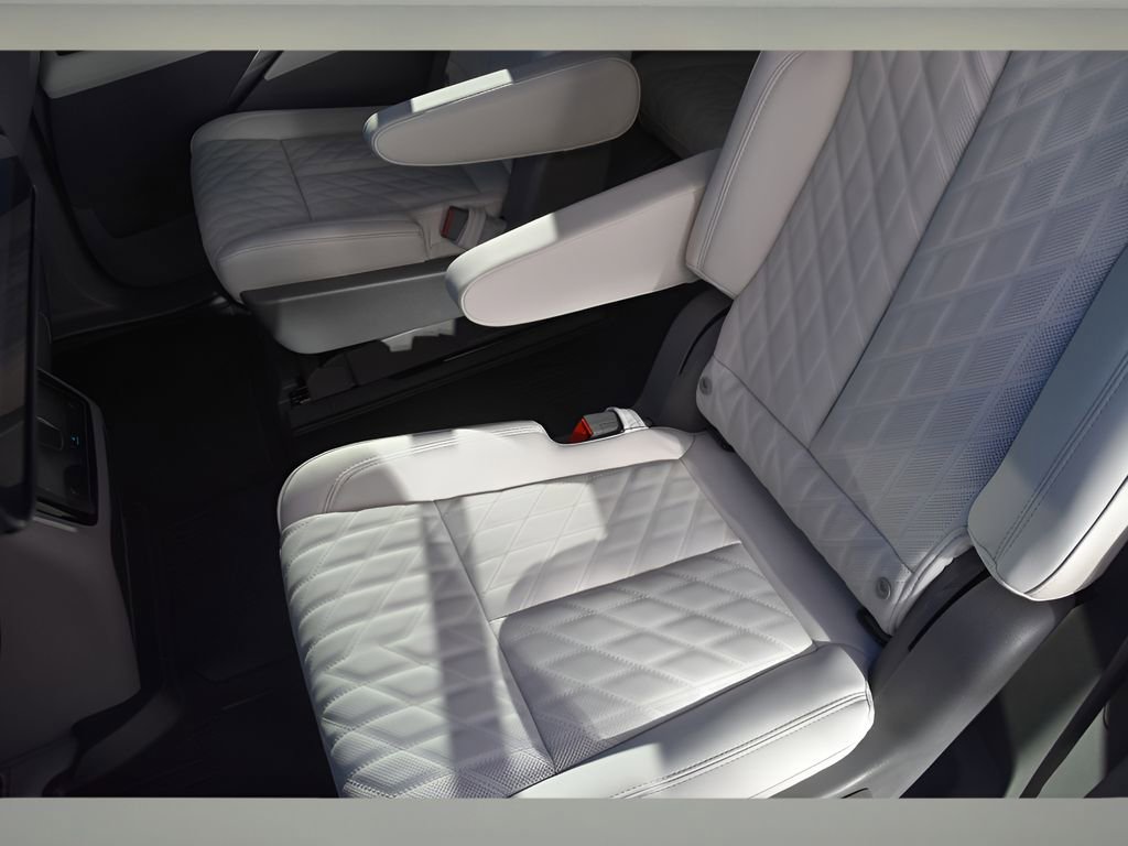 New 2026 Cadillac Escalade IQ Sport 1 w/ LPO, Floor Liner Package image 14