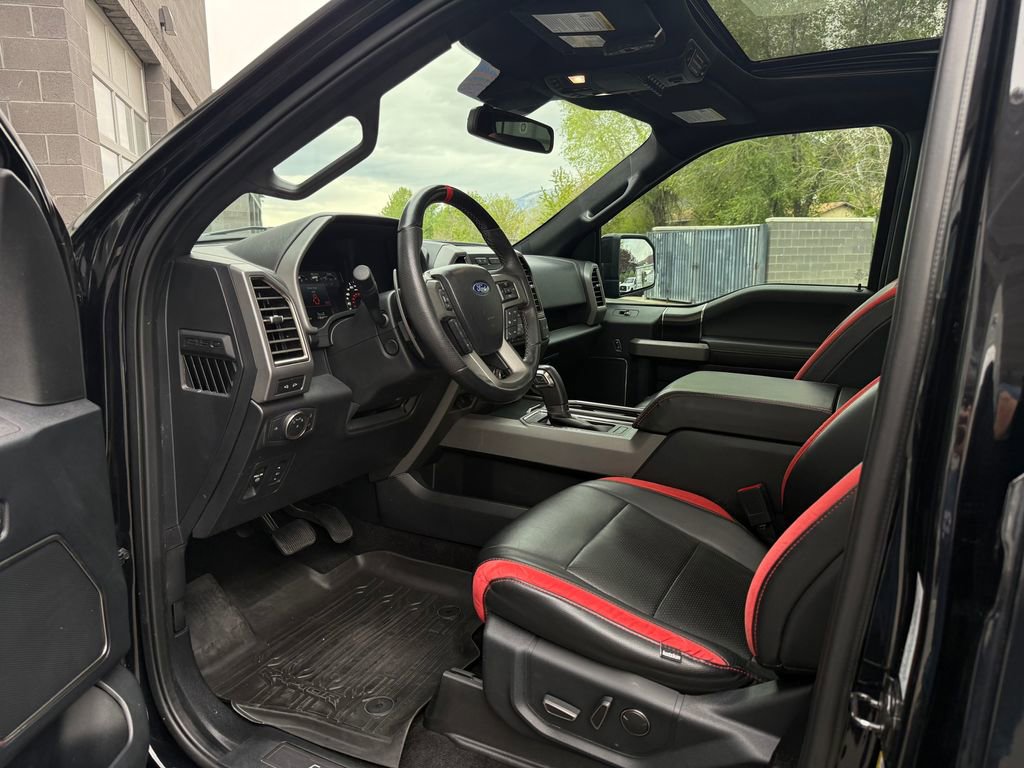 Used 2020 Ford F150 Raptor w/ Equipment Group 802A Luxury image 34