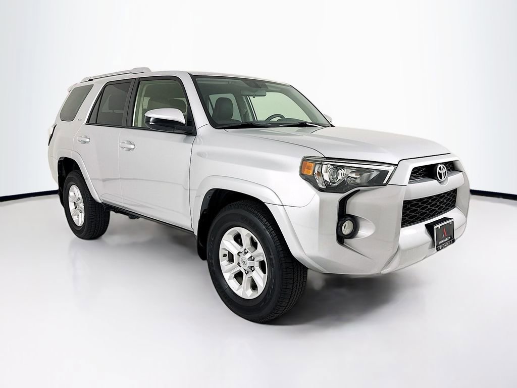Used 2017 Toyota 4Runner SR5 image 7