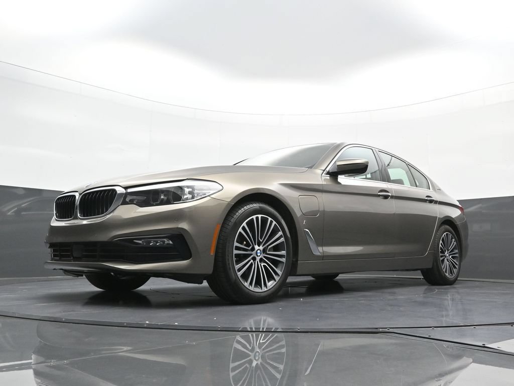 Used 2018 BMW 530e xDrive AWD/4WD image 24