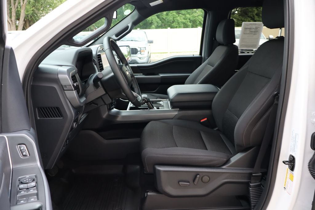Used 2026 Ford F150 XLT w/ Equipment Group 302A MID AWD/4WD image 23