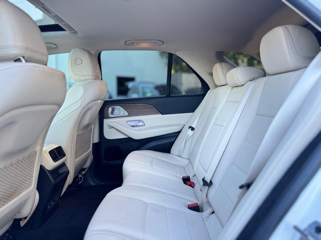 Used 2024 Mercedes-Benz GLE 350 4MATIC image 16
