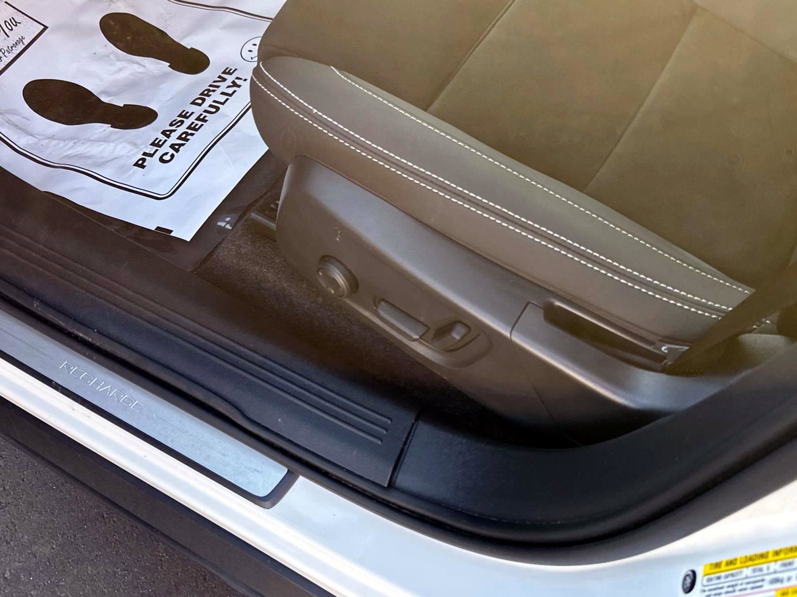 Certified 2023 Volvo C40 P8 Recharge Plus image 19