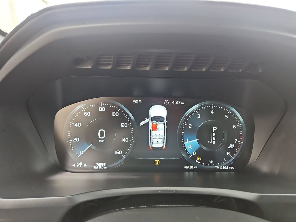 Used 2018 Volvo XC90 T6 Inscription w/ Convenience Package AWD/4WD image 16