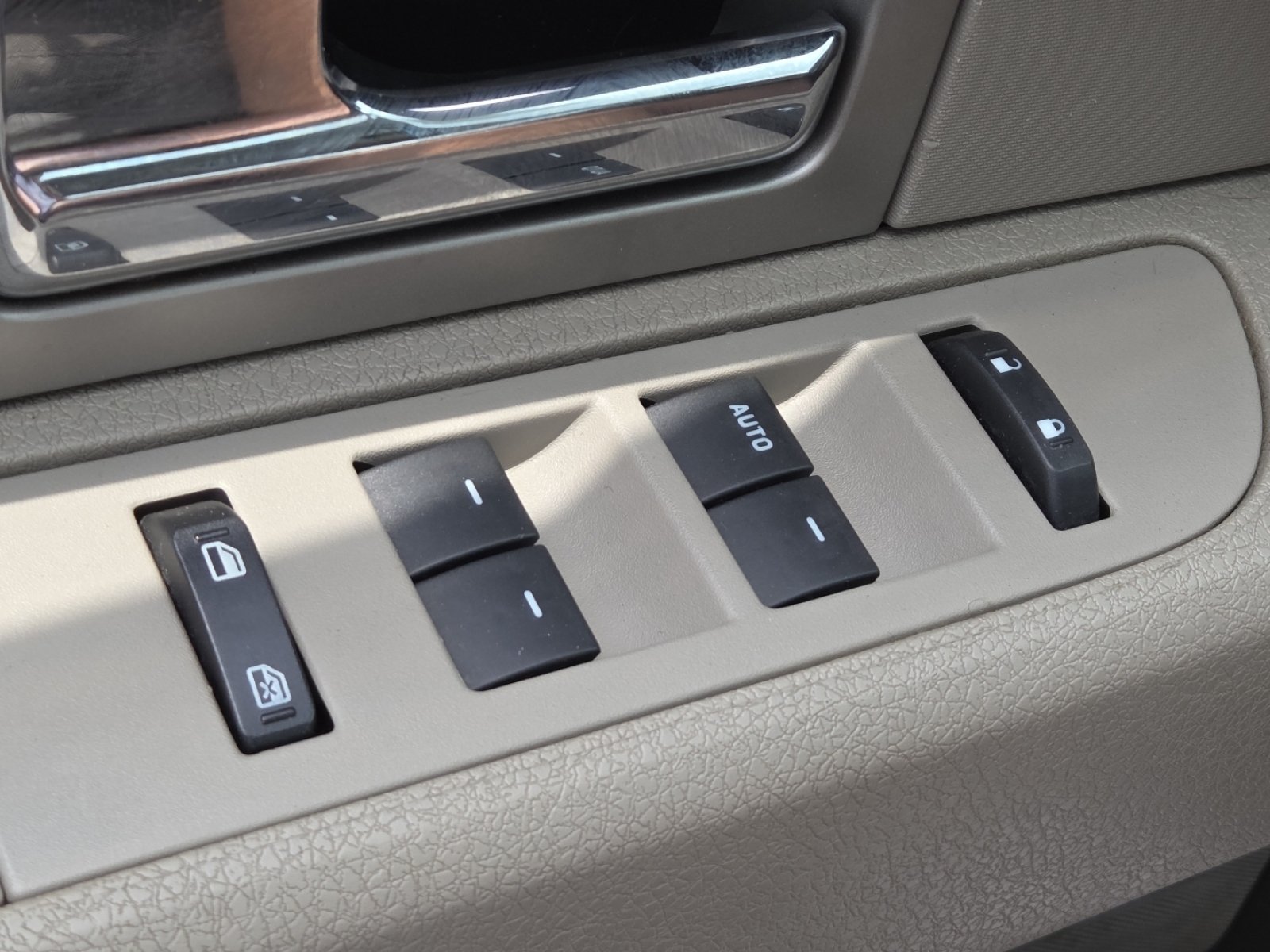 Used 2010 Ford F150 STX AWD/4WD image 28