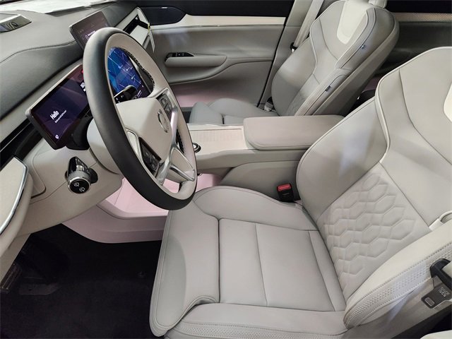 New 2025 Volvo EX90 Ultra image 14
