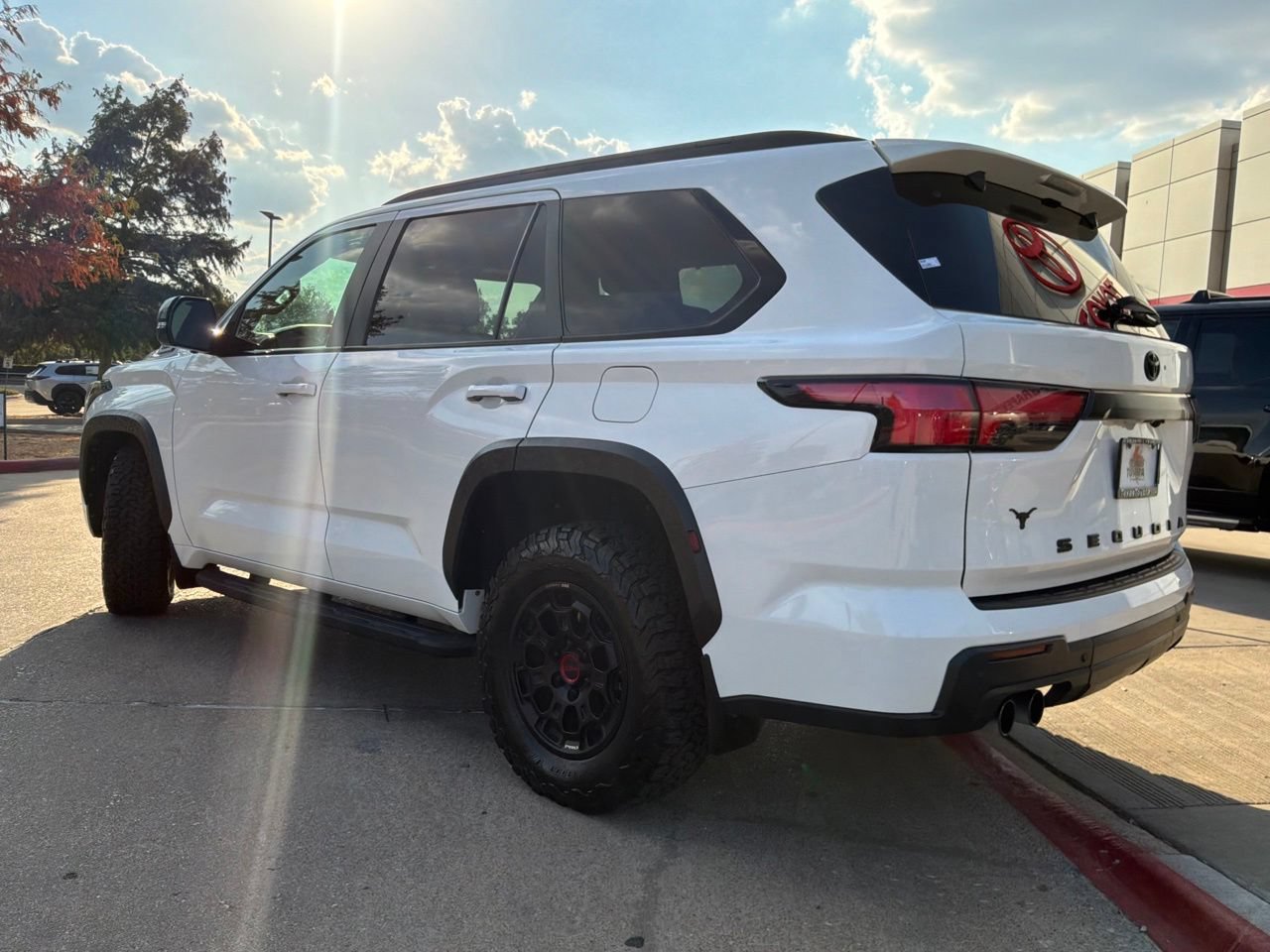 Used 2024 Toyota Sequoia TRD Pro AWD/4WD image 8