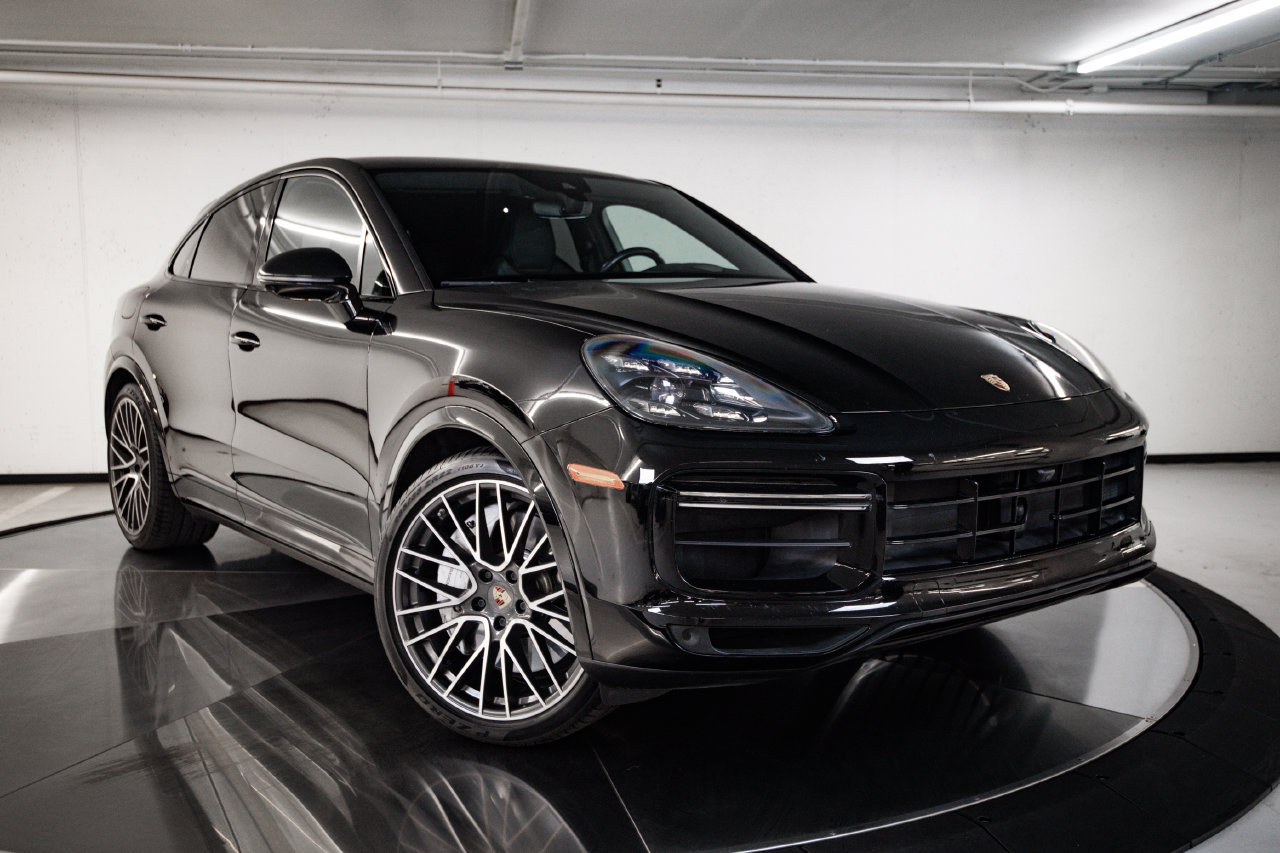 Certified 2020 Porsche Cayenne Turbo AWD/4WD image 9