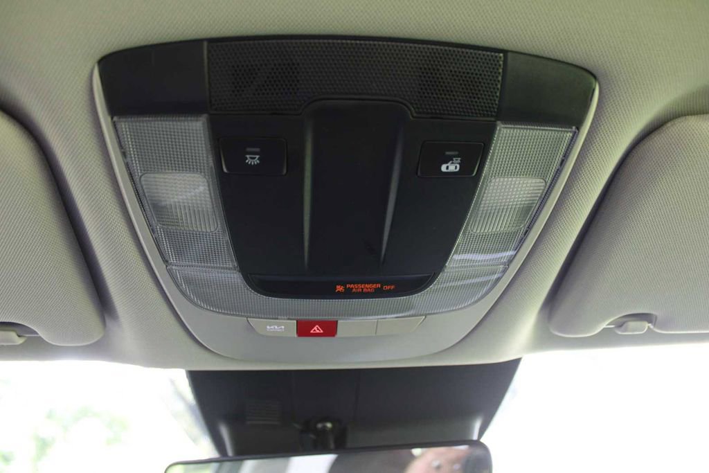 New 2025 Kia K5 LXS image 44