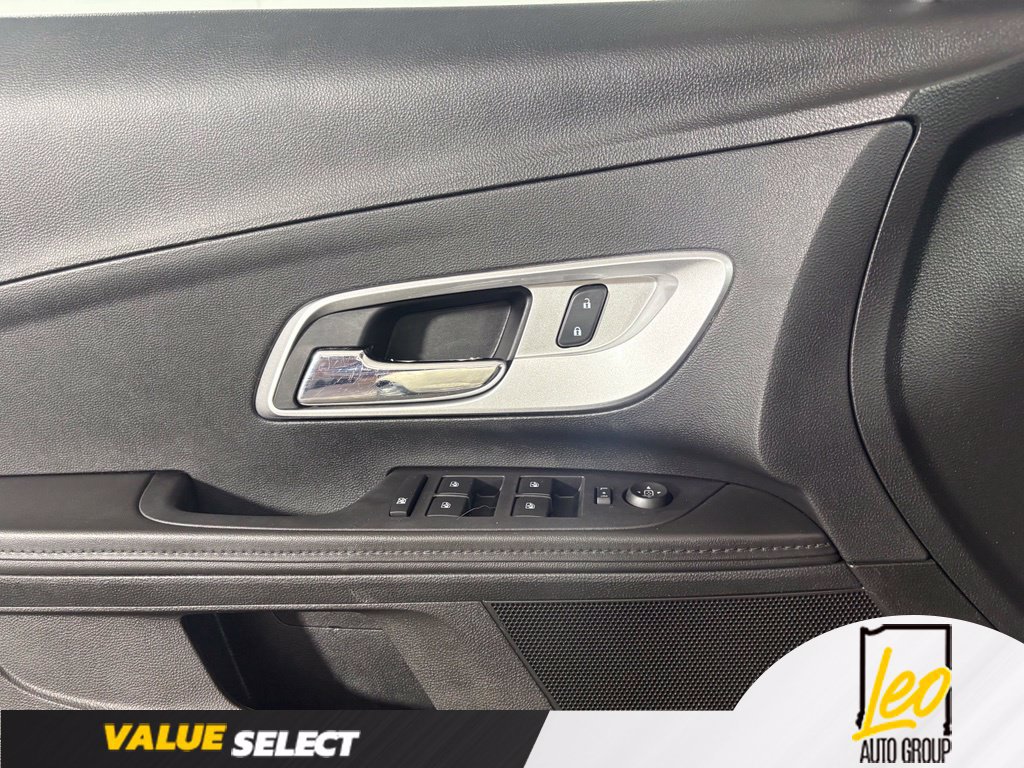 Used 2016 Chevrolet Equinox LT FWD image 15