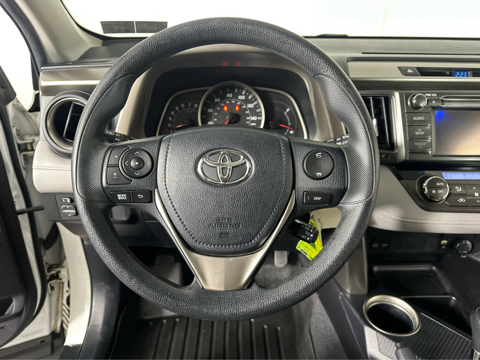 Used 2013 Toyota RAV4 XLE image 12