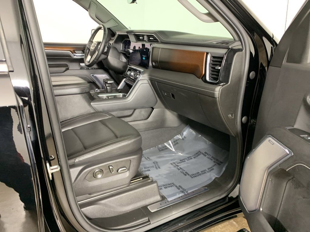Used 2024 GMC Sierra 1500 Denali w/ Denali Reserve Package image 42