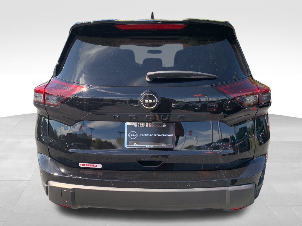 Certified 2026 Nissan Rogue Dark Armor AWD/4WD image 5