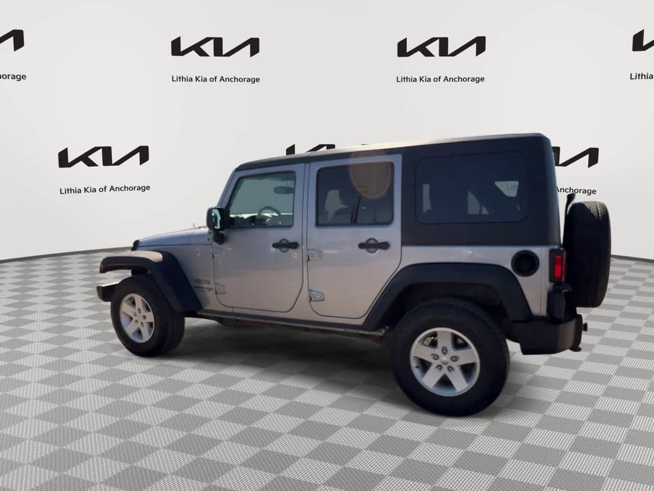 Used 2018 Jeep Wrangler Unlimited Sport S AWD/4WD image 6