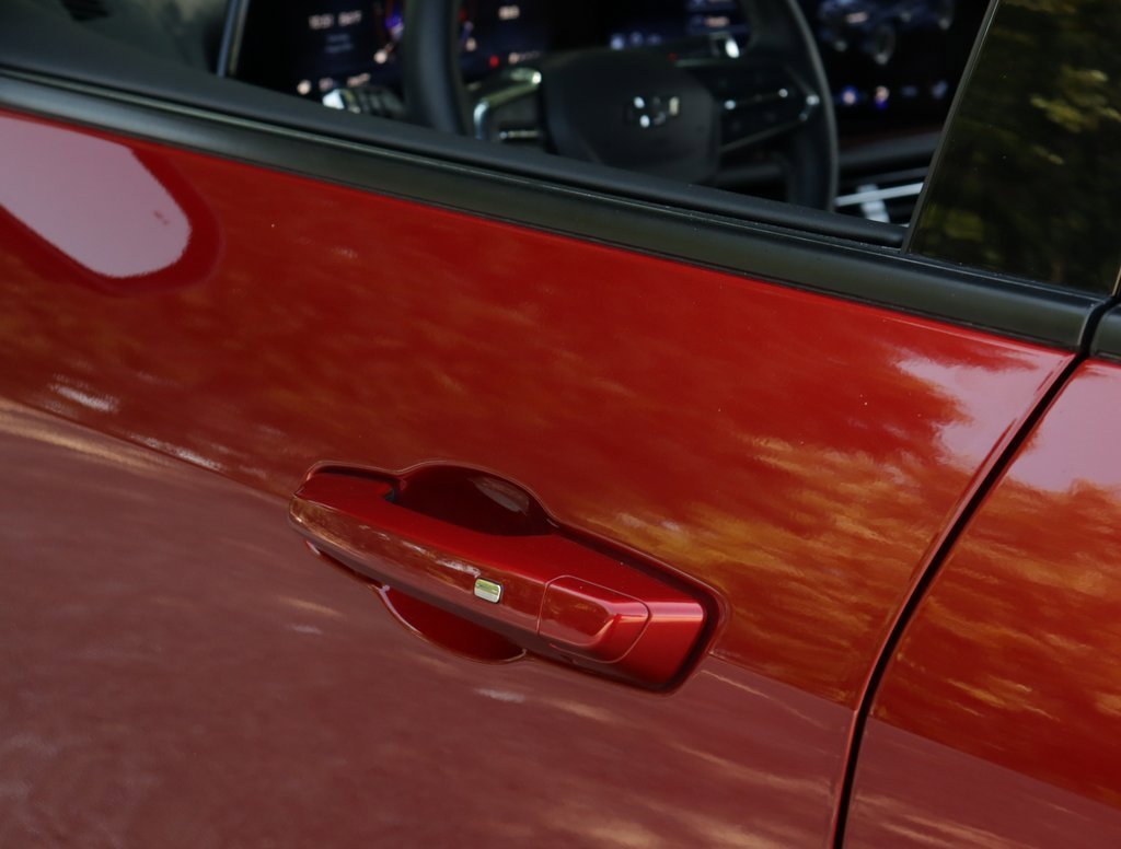 Used 2024 Chevrolet Traverse Z71 image 39