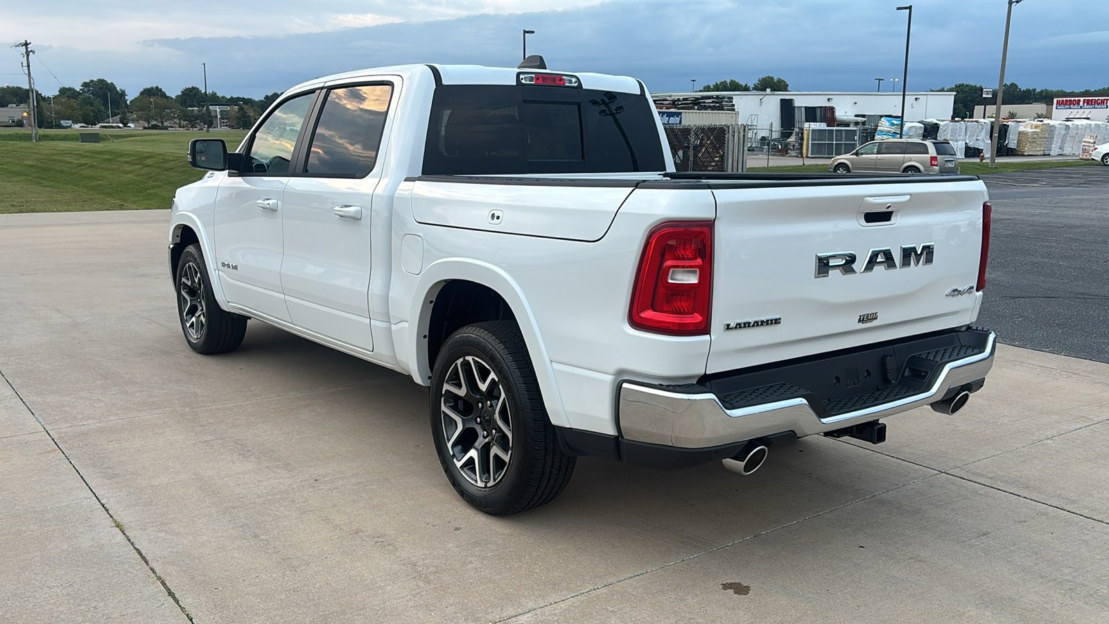 New 2026 RAM 1500 Laramie image 7