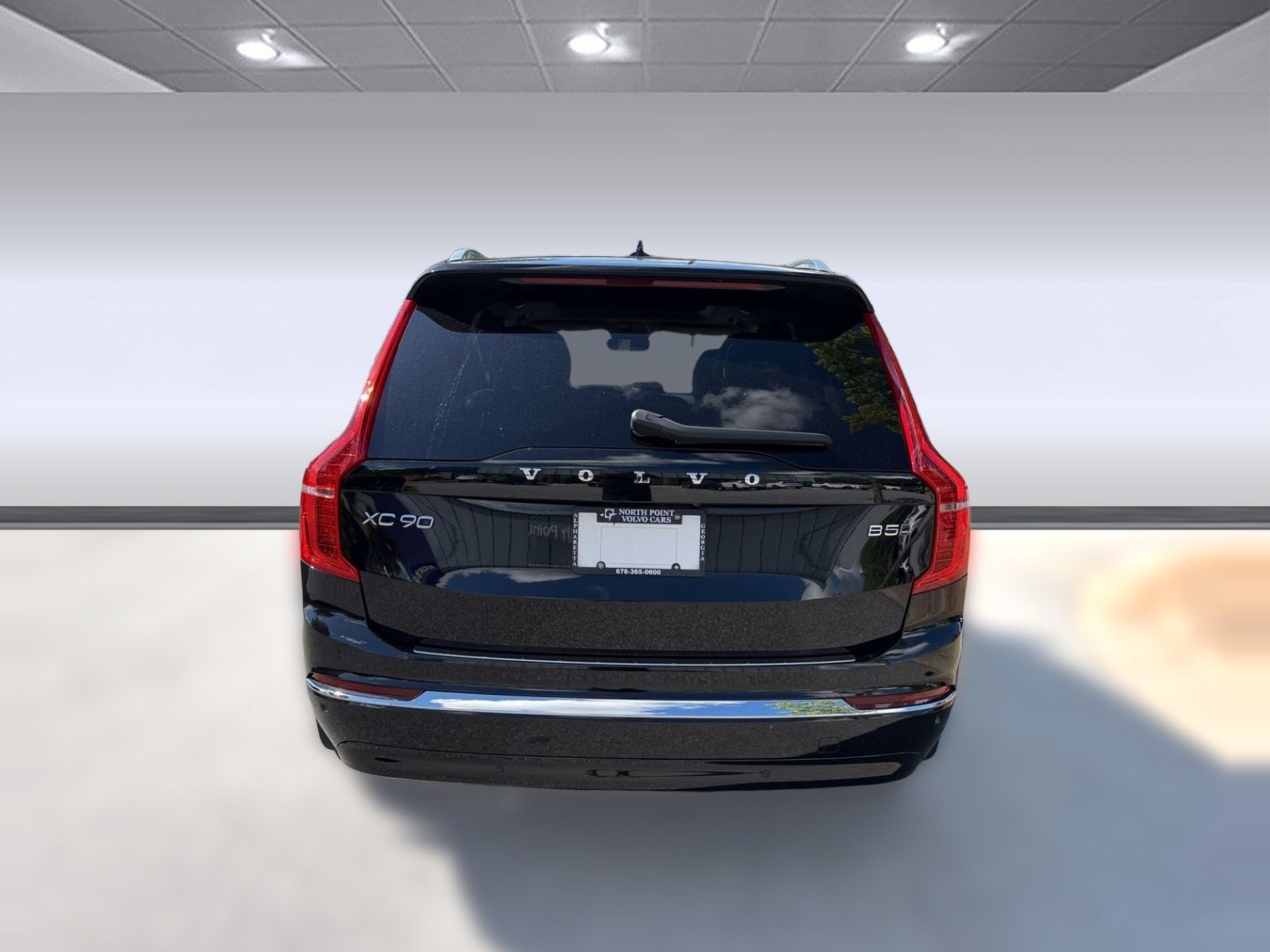 Certified 2023 Volvo XC90 B5 Plus w/ Protection Package Premier AWD/4WD image 10