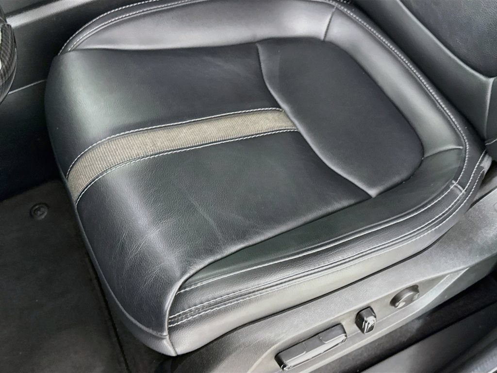 Used 2025 Honda Pilot EX-L image 19