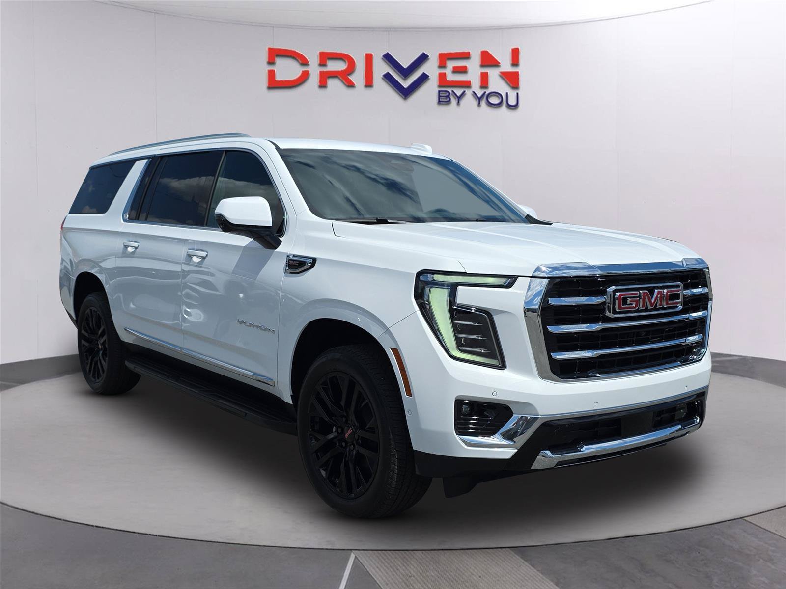 New 2026 GMC Yukon XL Elevation RWD image 2