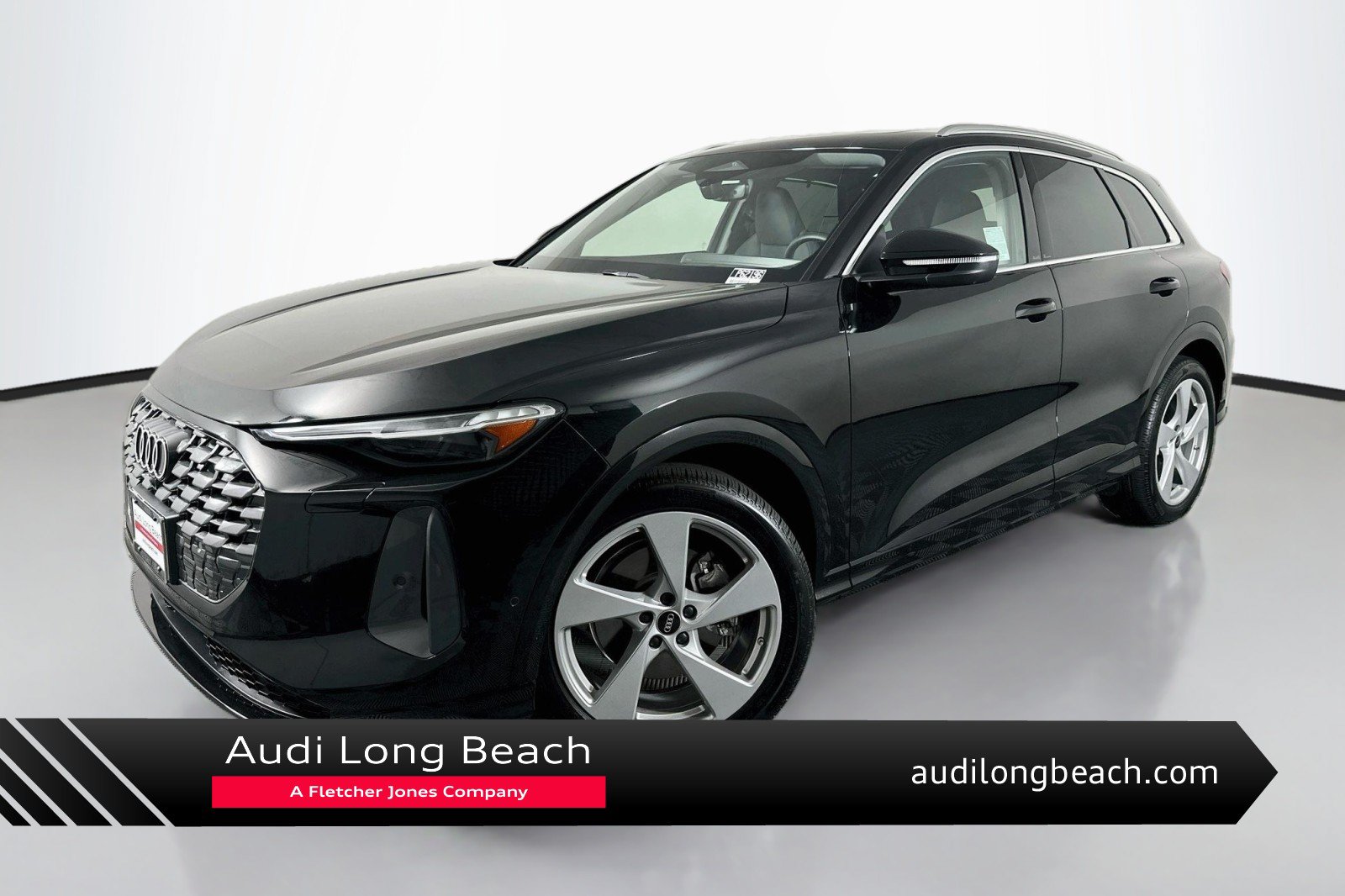Used 2025 Audi Q5 Prestige