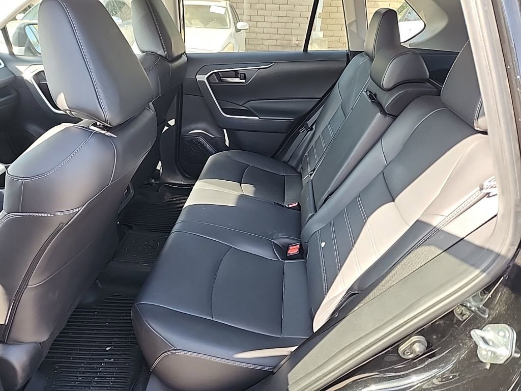 Used 2024 Toyota RAV4 XLE Premium FWD image 11