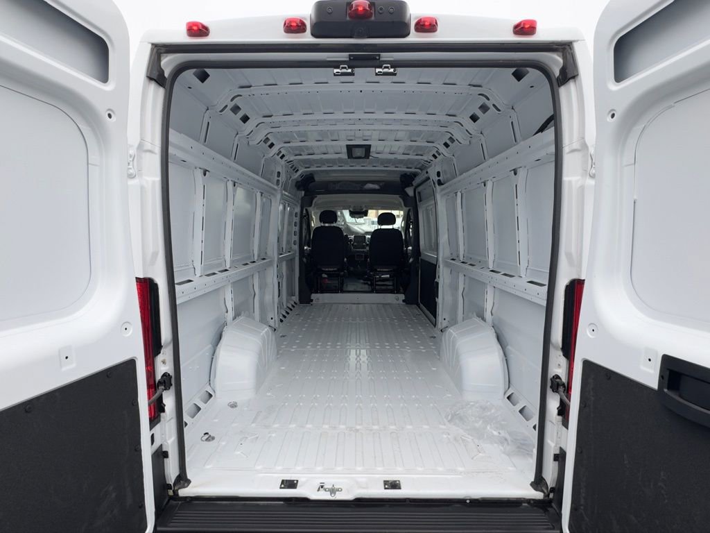Used 2025 RAM ProMaster 3500 w/ Quick Order Package 22G SLT image 7