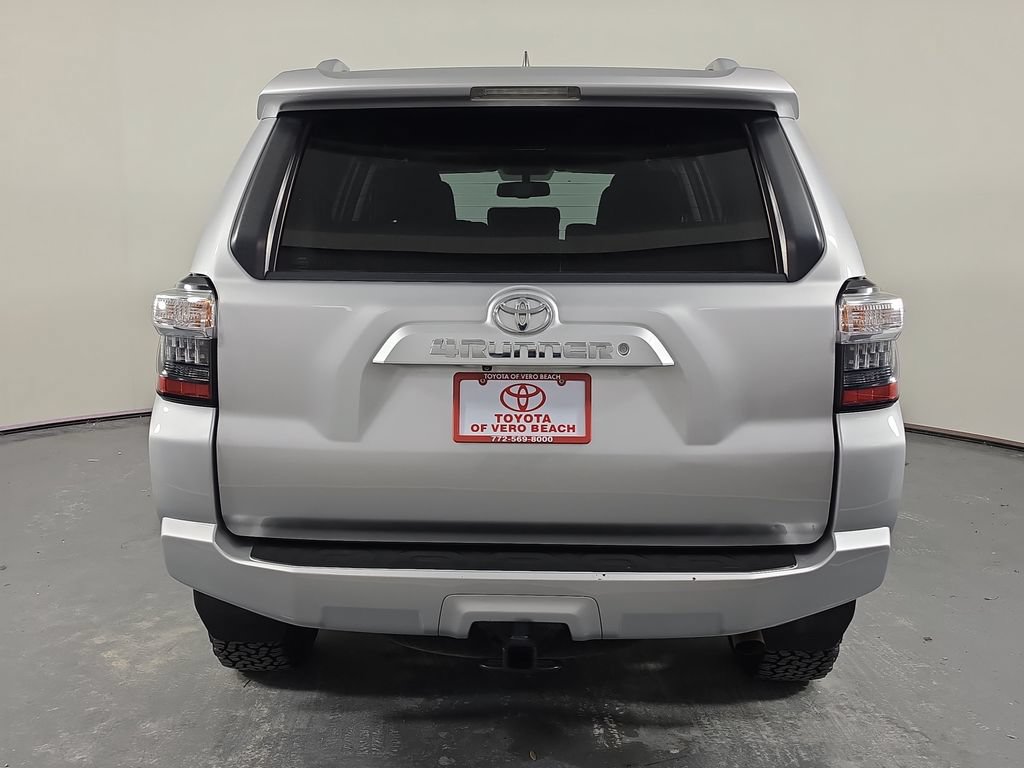 Used 2018 Toyota 4Runner SR5 Premium AWD/4WD image 5