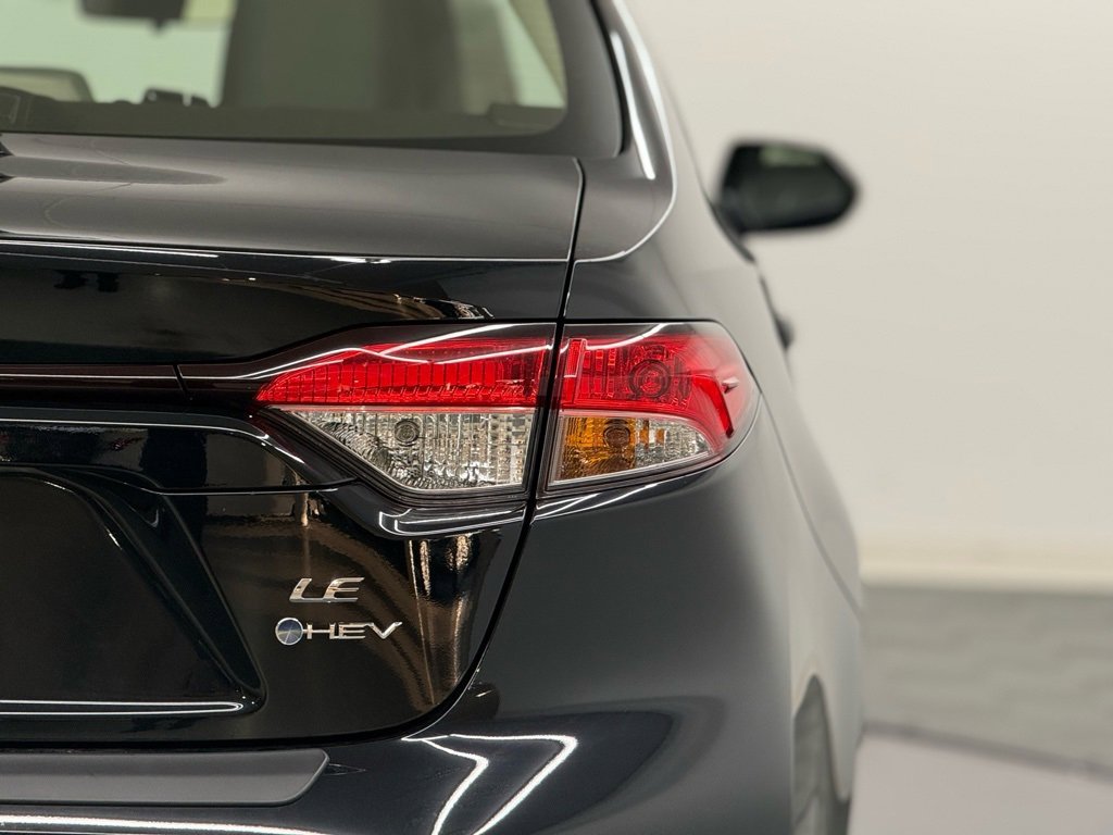Certified 2026 Toyota Corolla LE image 9