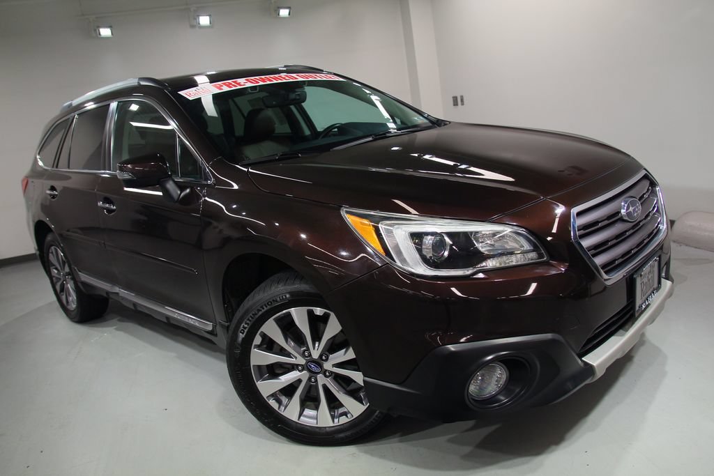 Used 2017 Subaru Outback 3.6R Touring AWD/4WD image 10