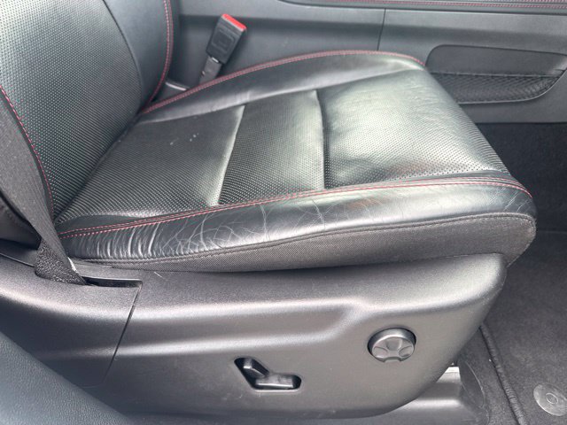 Used 2024 Dodge Durango GT RWD image 12