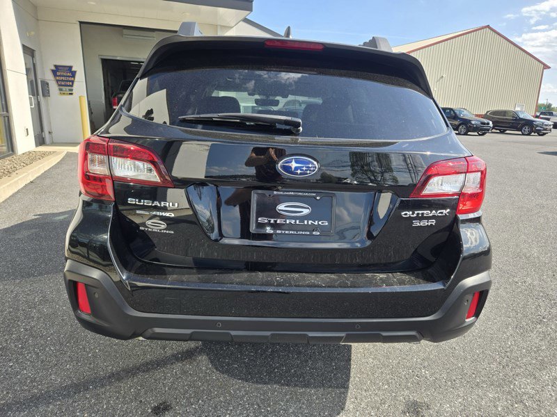 Used 2018 Subaru Outback 2.5i Limited image 17