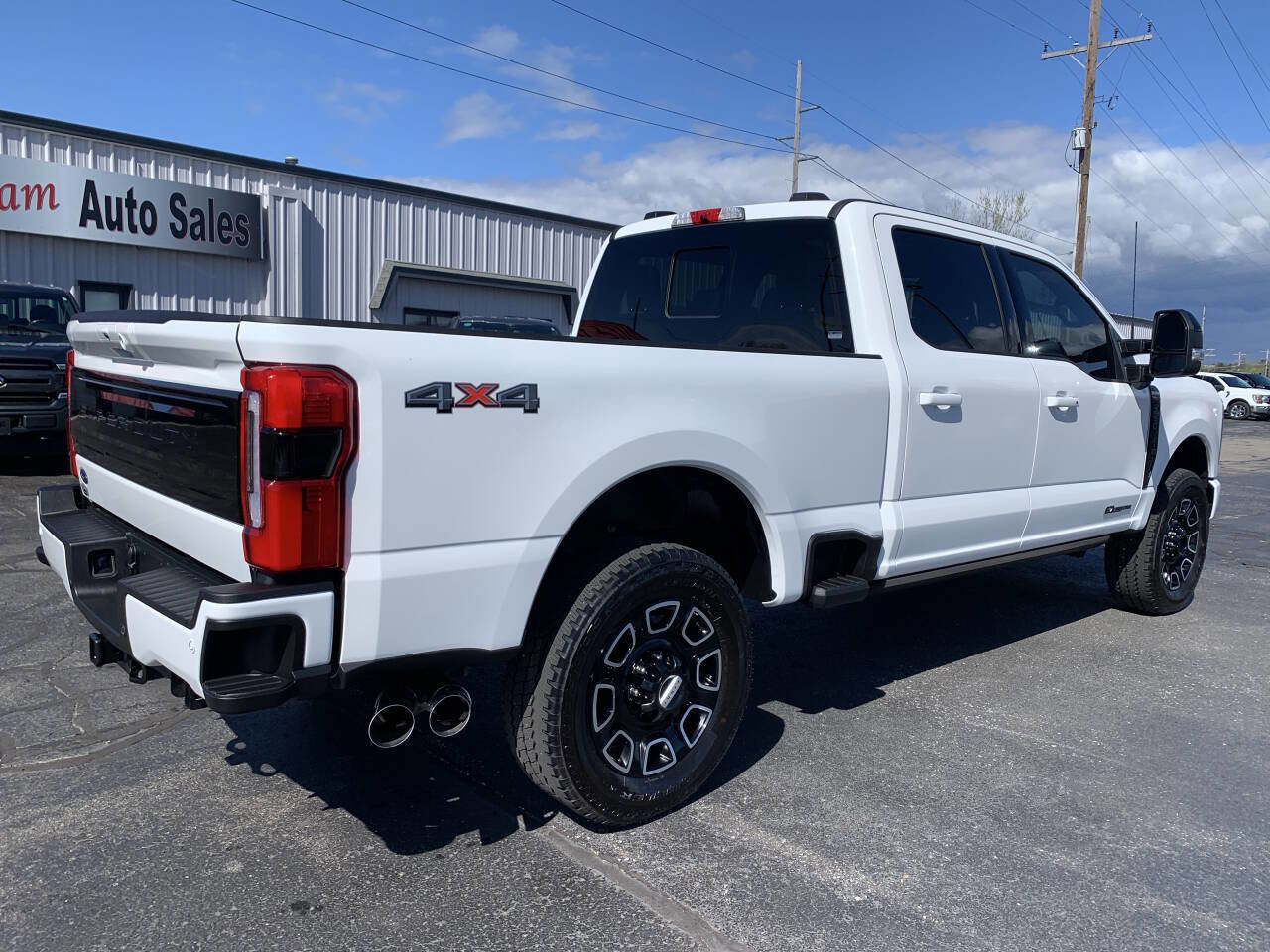 Used 2025 Ford F250 Platinum AWD/4WD image 8