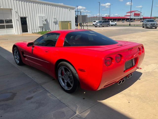 Used 2000 Chevrolet Corvette Coupe w/ Roof Pkg RWD image 28