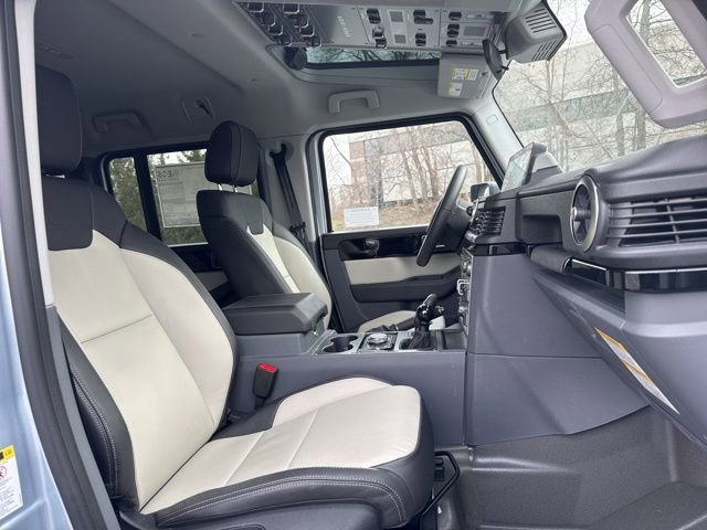 Used 2025 INEOS Grenadier image 32