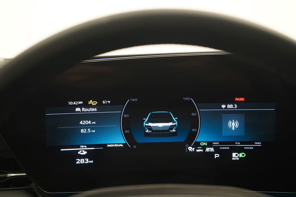 Certified 2025 Audi A6 e-tron Premium Plus w/ Premium Plus RWD image 10