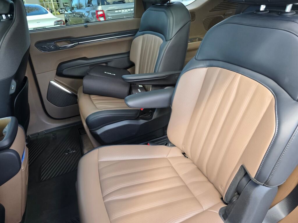 Used 2024 Kia EV9 GT-Line image 12