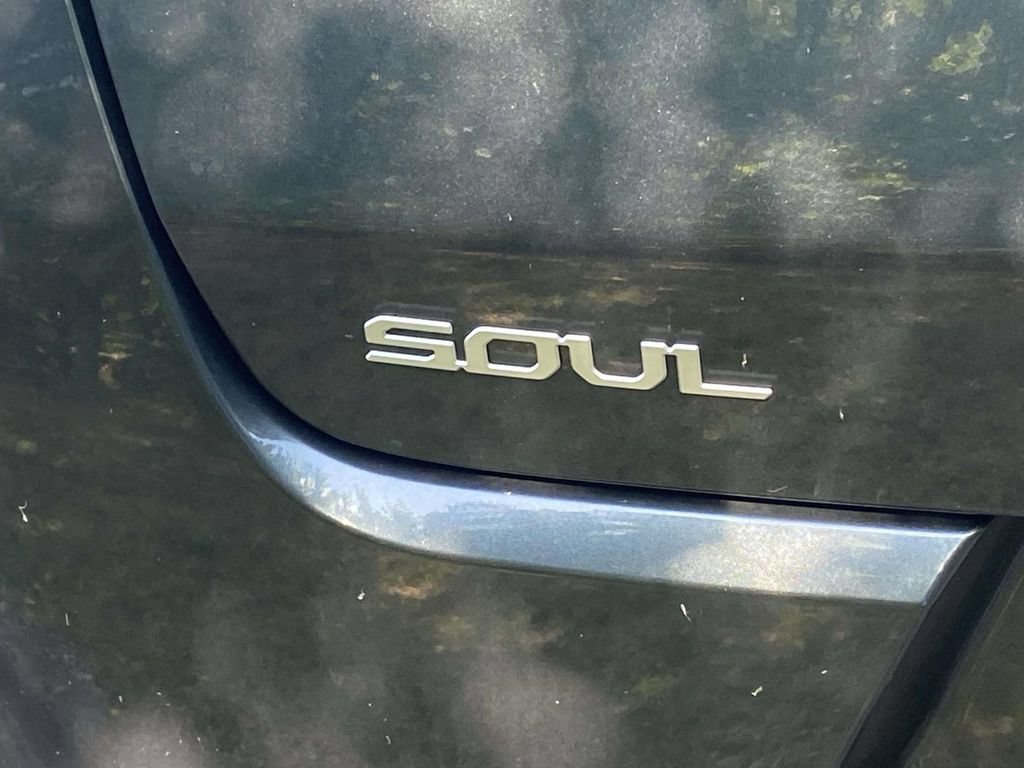 Used 2025 Kia Soul EX FWD image 11