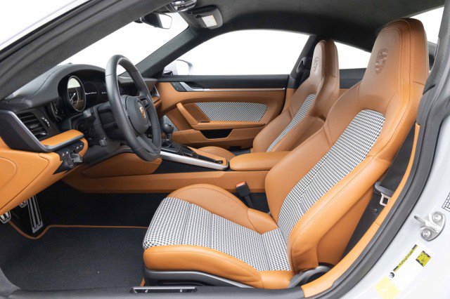 Used 2023 Porsche 911 Sport Classic image 40