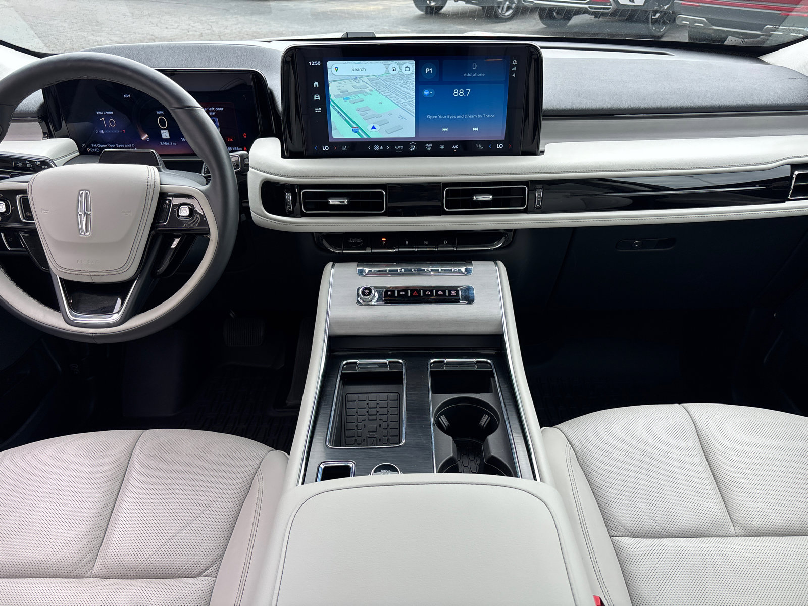 New 2025 Lincoln Aviator Reserve w/ Illumination Package image 31