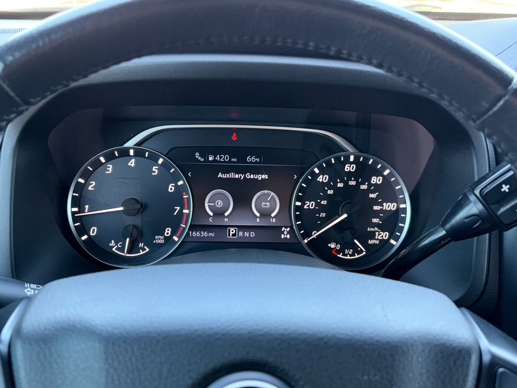 Used 2024 Nissan Titan SV w/ SV Convenience Package AWD/4WD image 14