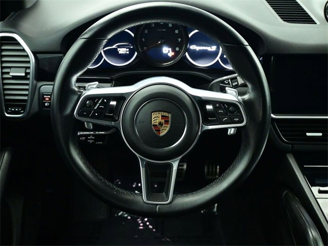 Used 2020 Porsche Cayenne S image 4