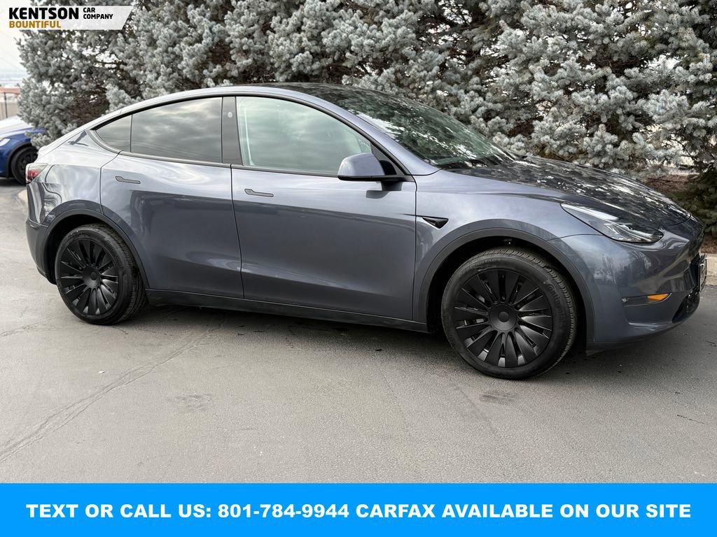 Used 2023 Tesla Model Y Long Range image 10